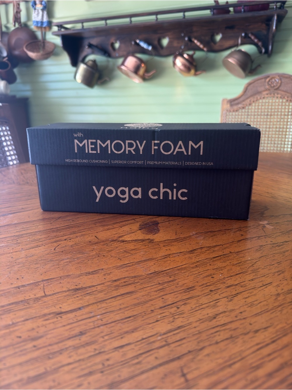 Yoga Chic Memory Foam Shoe Box